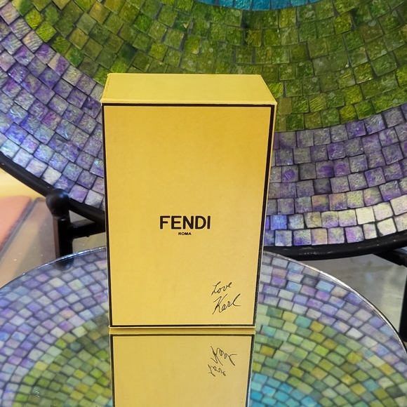 FENDI Karl Lagerfeld novelty KeyChain USB/PEN Drive & JAPAN EXCLUSIVE NOTEBOOK. - Picture 5 of 11